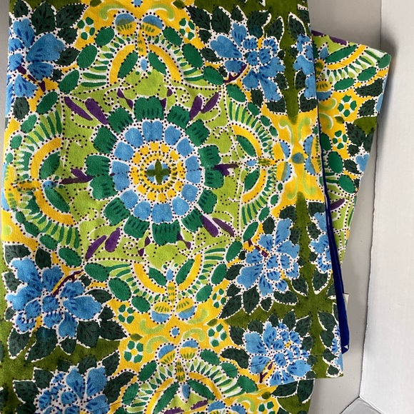 Pottery Barn Floral Print Table Runner. 108” x 18” - Picture 2 of 5